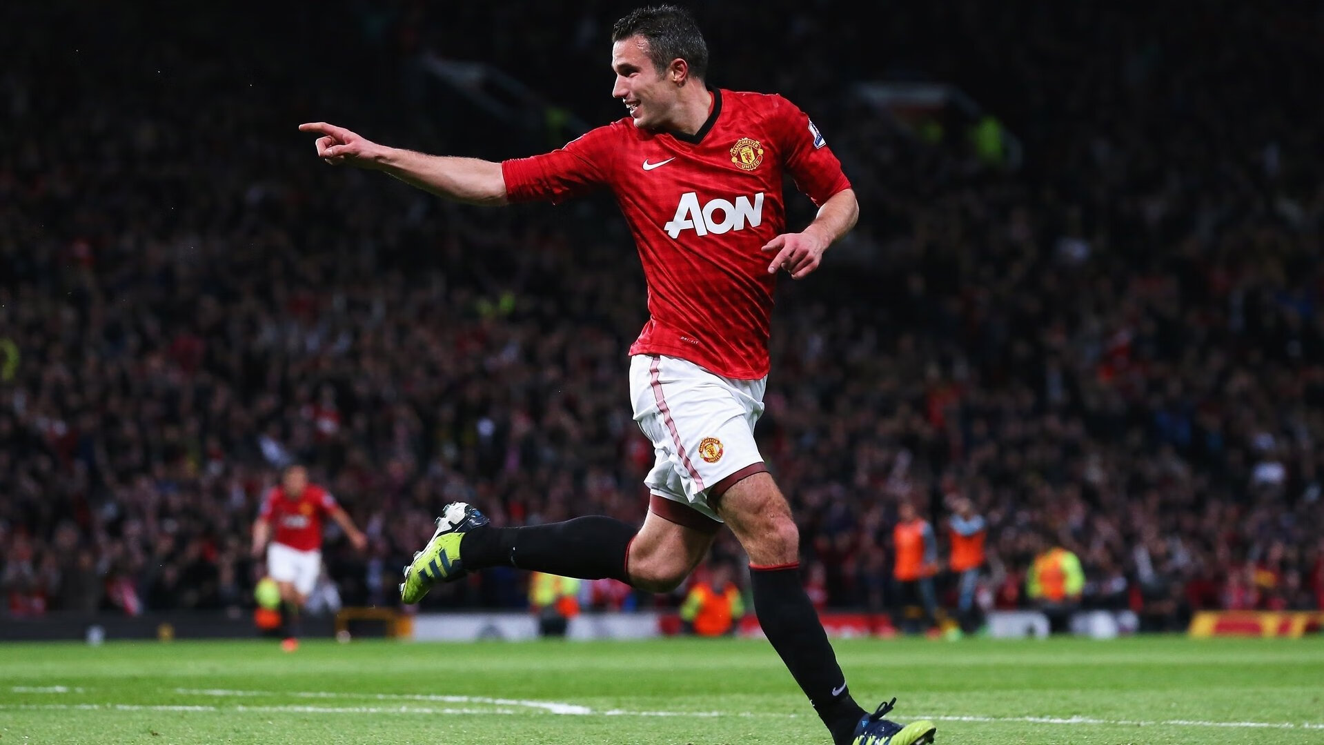 今夏险些无球可打的MVP!现在成三核球队老大,却带不动垃圾兄弟